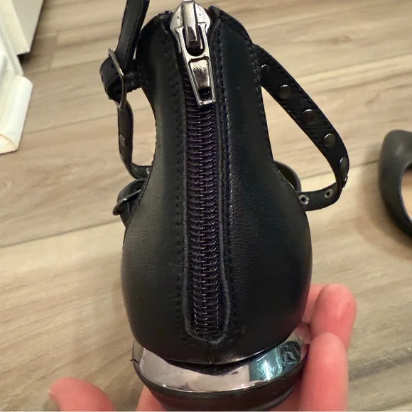 Bleecker & Bond| EUC Women’s Black Ankle Strap Ballet Flats in Size 7 - Picture 7 of 12